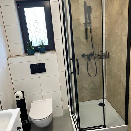 Tatil Evi Ostoja Caloroczny Z Balia