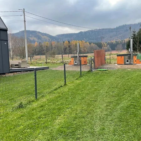 別荘 Ostoja Caloroczny Z Balia *