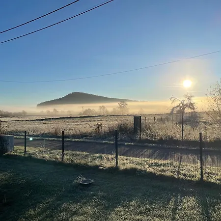 Ostoja Caloroczny Z Balia 別荘 ラトクフ