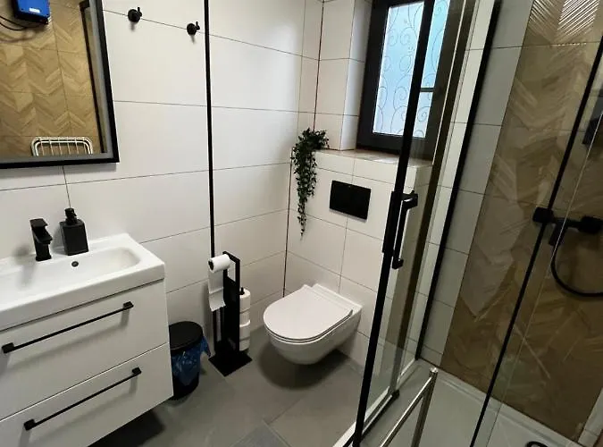 Ostoja Caloroczny Z Balia Prázdninový dům *