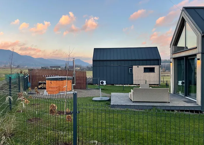 Ostoja Caloroczny Z Balia Prázdninový dům Radkow